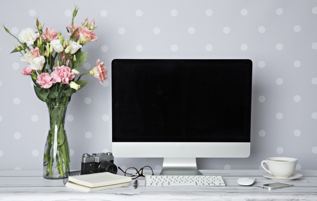 computer desk setup