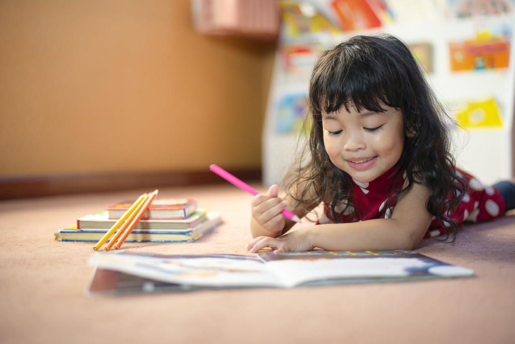 children drawing